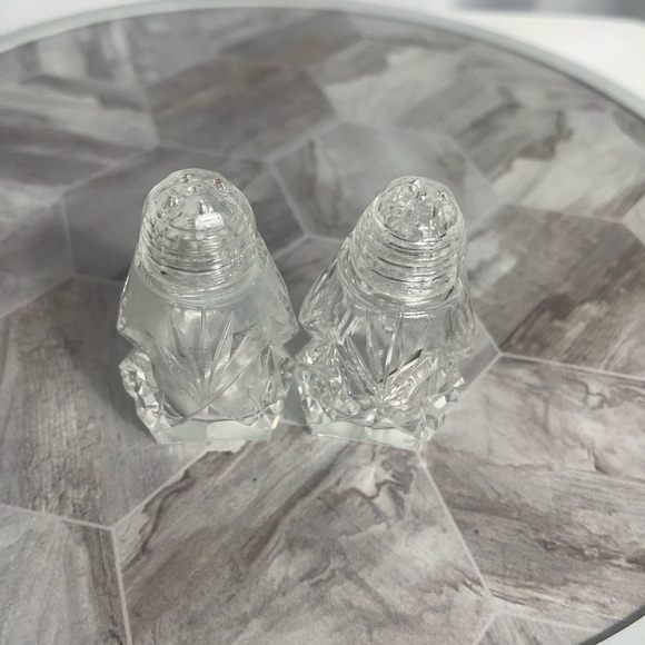 Vintage Bohemia Czech Republic Glass Crystal Salt Pepper Shakers Set Glass Caps - Picture 2 of 7